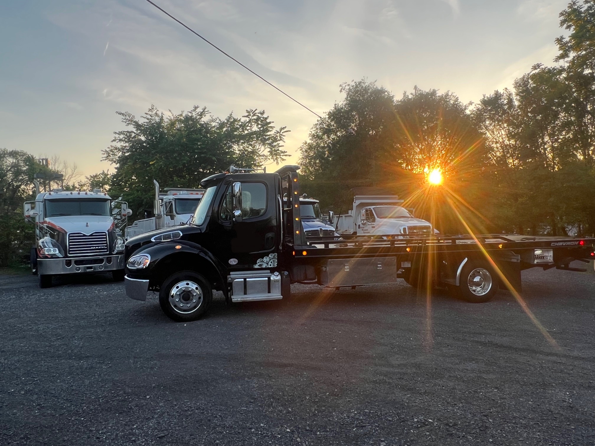 2017 FREIGHTLINER M2 Rollback - Image 3